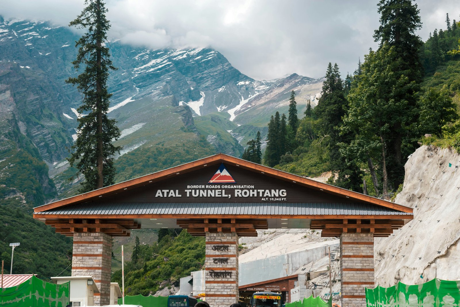 Discover the Charm of Manali